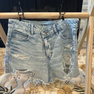American Eagle Outfitters Distressed Jean Shorts - Curvy Mom Short
